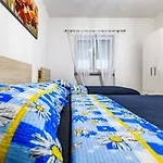 Apartment Modern Old Town - *