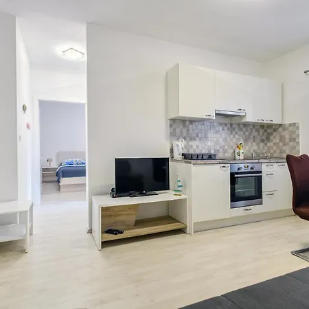 Modern Old Town - 아파트 *