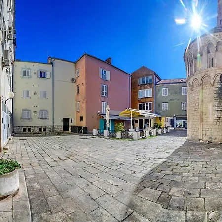 아파트 Modern Old Town -