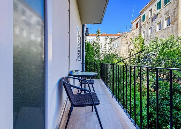 Διαμέρισμα Modern Old Town - Ζαντάρ