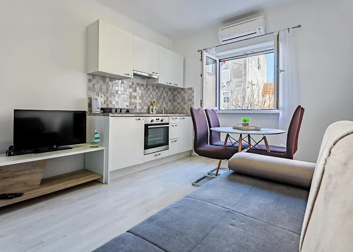 Διαμέρισμα Modern Old Town - Ζαντάρ