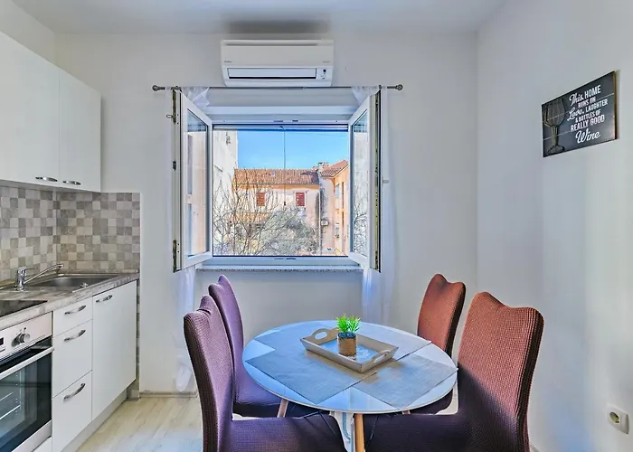 Διαμέρισμα Modern Old Town - Ζαντάρ