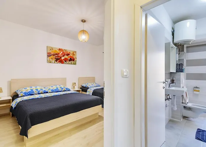 Modern Old Town - Задар