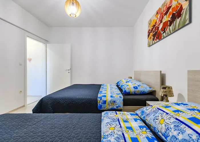 Modern Old Town - * Ζαντάρ