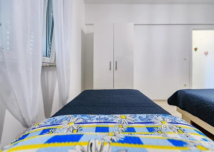 Διαμέρισμα Modern Old Town -